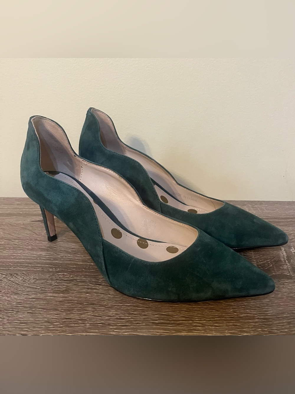Boden Suede Scalloped Edge Pump Women's Size 37.5 (6.5 US) Dark Green - Picture 3 of 13